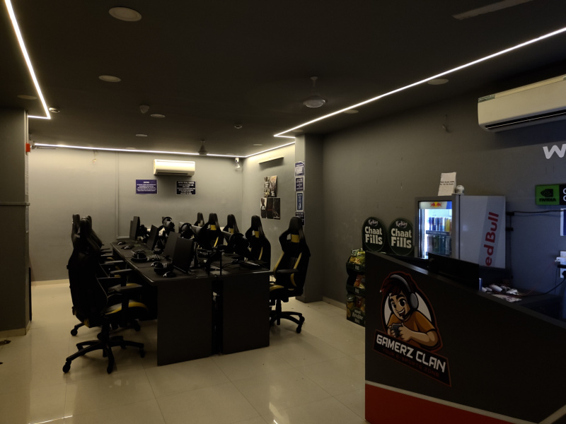 GAMERZ CLAN Detail 1